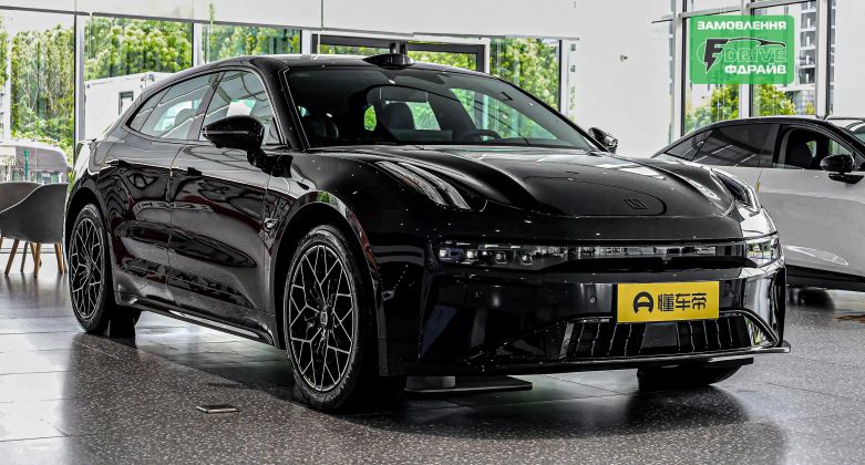 Zeekr 001 WE (100 kWh RWD) 2025